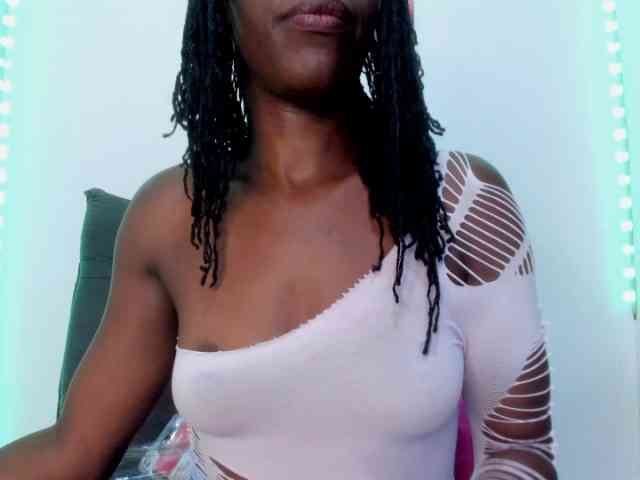 Modelo: Tina-houston