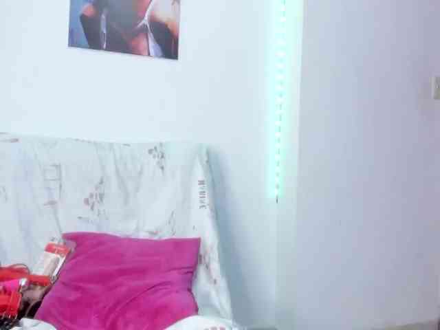 Tina-houston's webcam live show