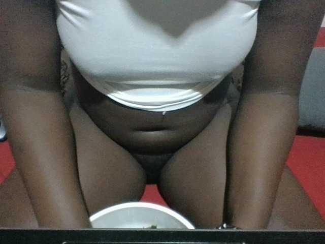 Evethegirl live cam on BongaCams