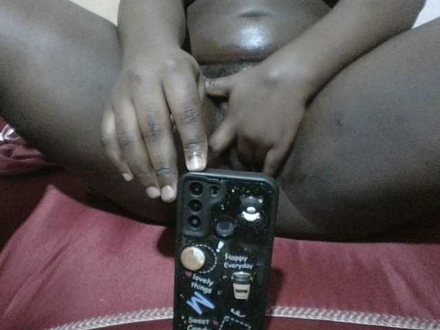 Evethegirl live cam on BongaCams