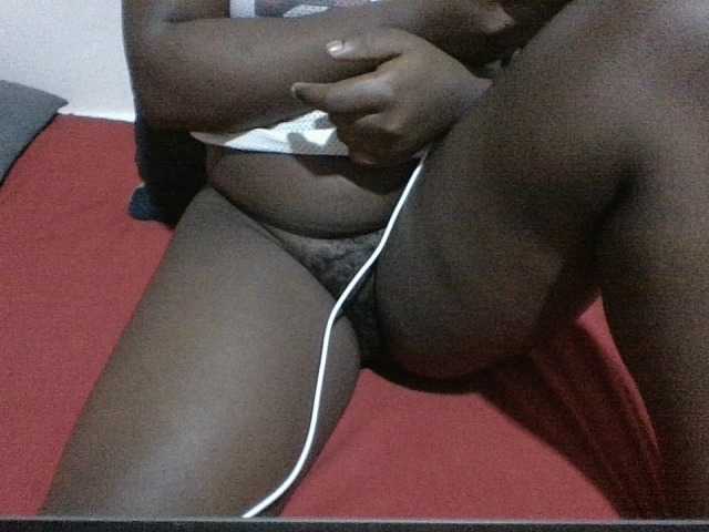 Evethegirl live cam on BongaCams