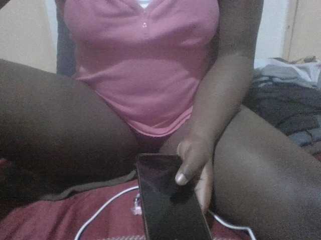 Evethegirl live cam on BongaCams