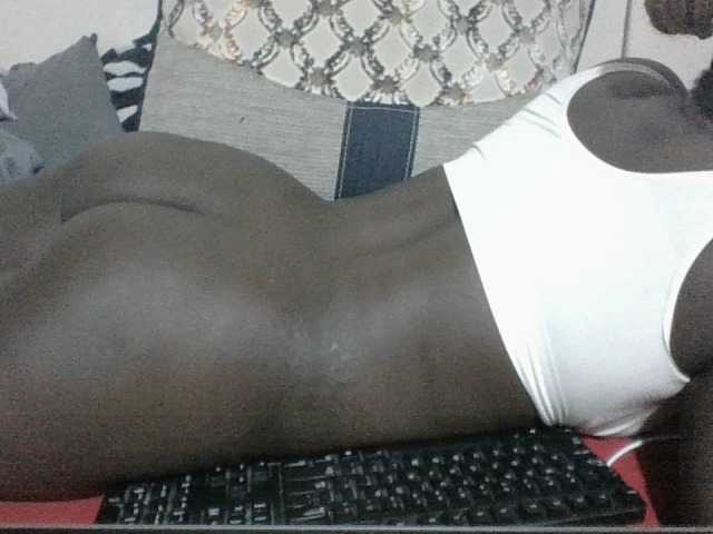 Evethegirl live cam on BongaCams