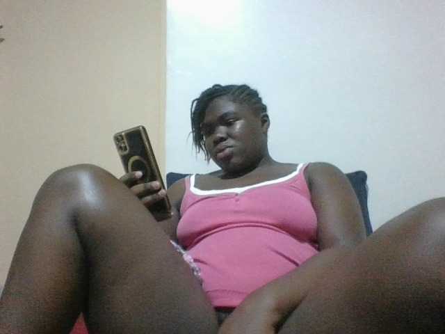 Evethegirl live cam on BongaCams