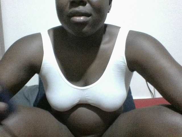 Evethegirl live cam on BongaCams