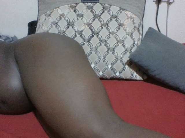 Evethegirl live cam on BongaCams