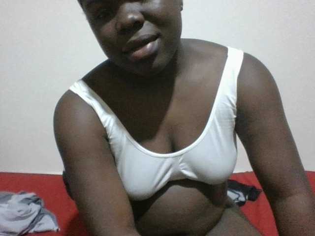Evethegirl live cam on BongaCams