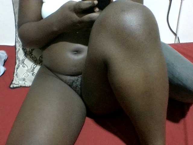 Evethegirl live cam on BongaCams
