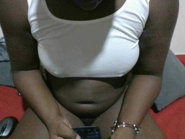Evethegirl live cam on BongaCams