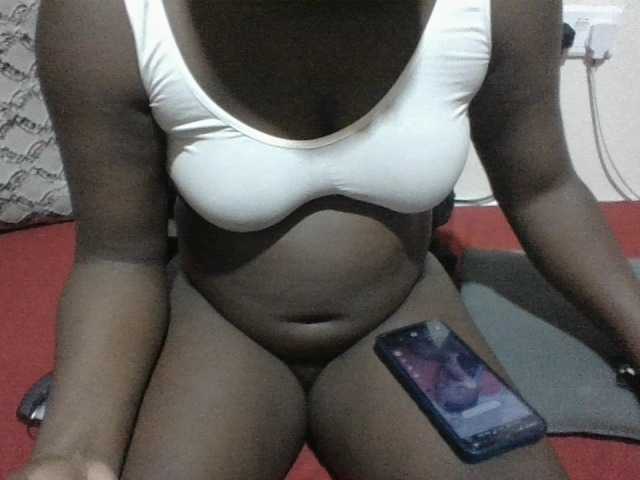 Evethegirl live cam on BongaCams