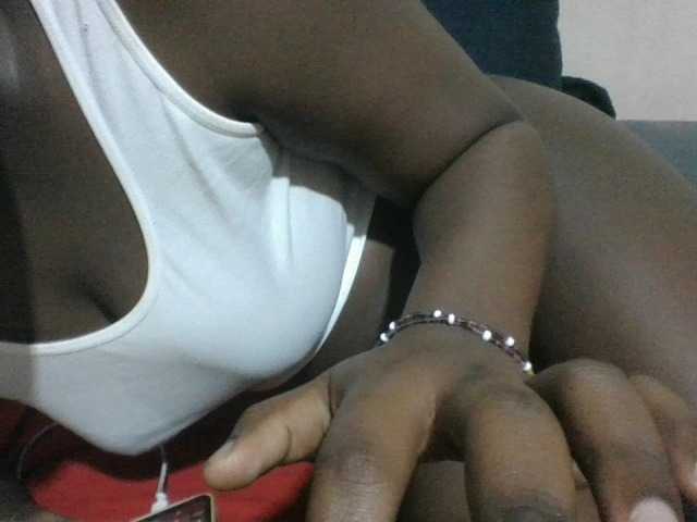 Evethegirl live cam on BongaCams