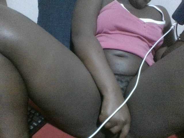 Evethegirl live cam on BongaCams