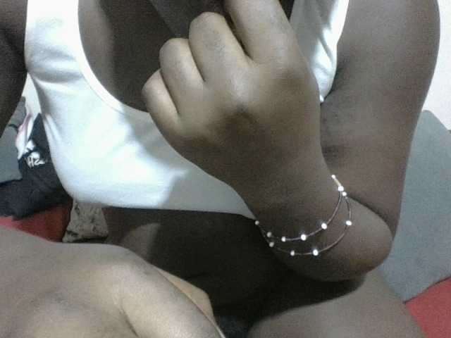 Evethegirl live cam on BongaCams