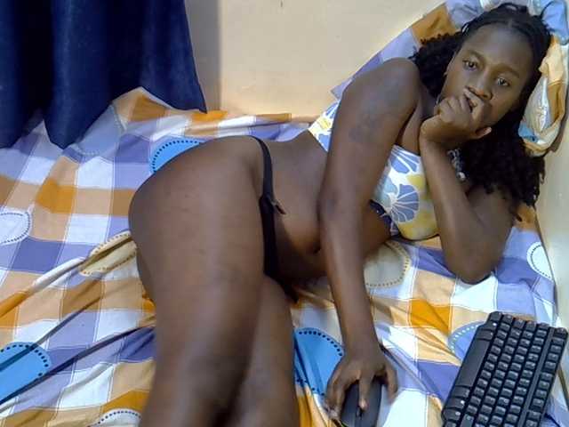 Nyangisexy1 live cam on BongaCams