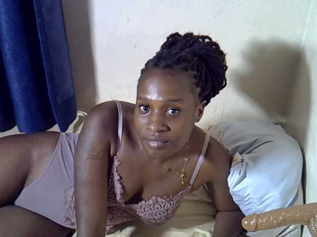 Nyangisexy1 live cam preview