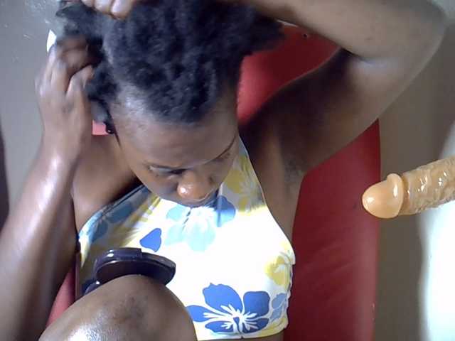 Nyangisexy1