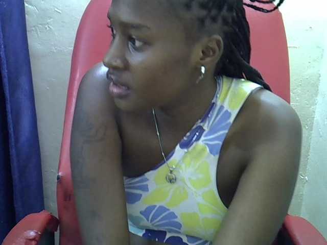 Nyangisexy1 live cam on BongaCams