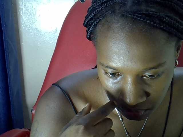 Nyangisexy1