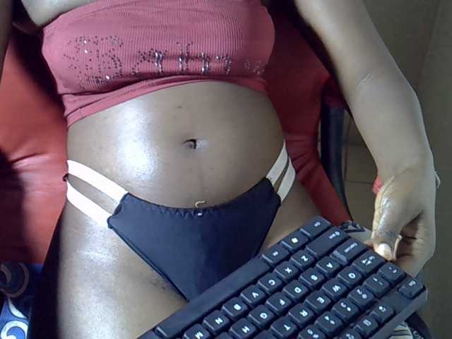 Nyangisexy1 live cam on BongaCams