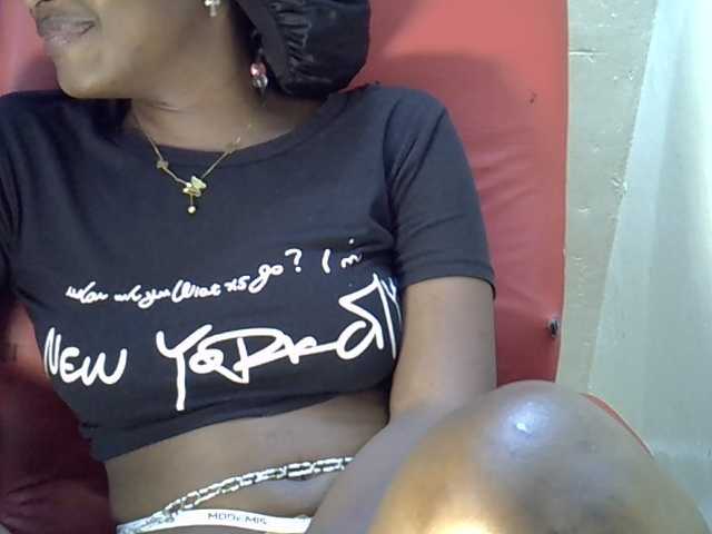 Nyangisexy1 live cam on BongaCams