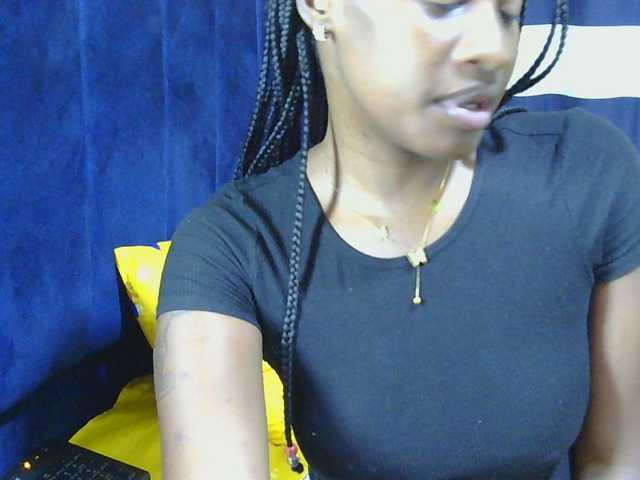Nyangisexy1 live cam on BongaCams