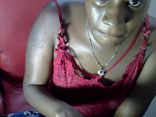 Nyangisexy1 live cam on UnifiedCams