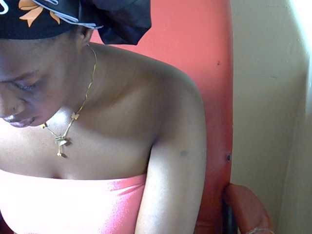 Nyangisexy1 live cam on BongaCams