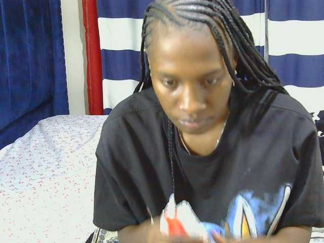 Nyangisexy1 live cam on BongaCams