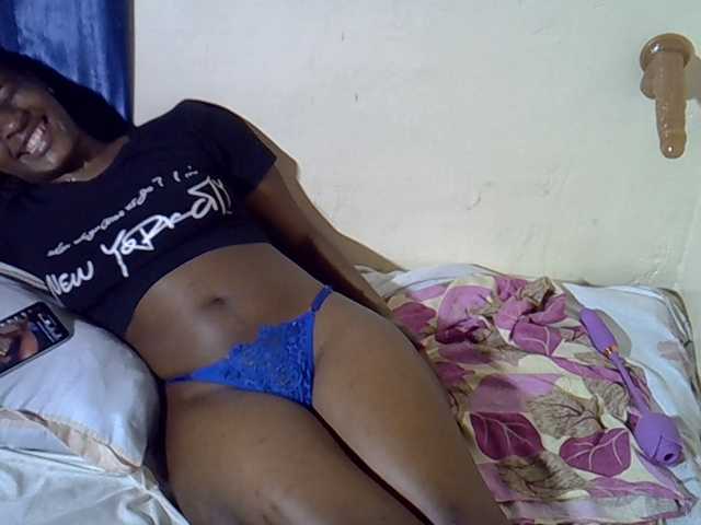 Nyangisexy1 live cam on BongaCams