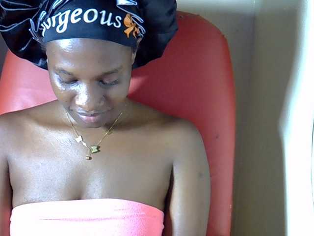 Nyangisexy1 live cam on BongaCams