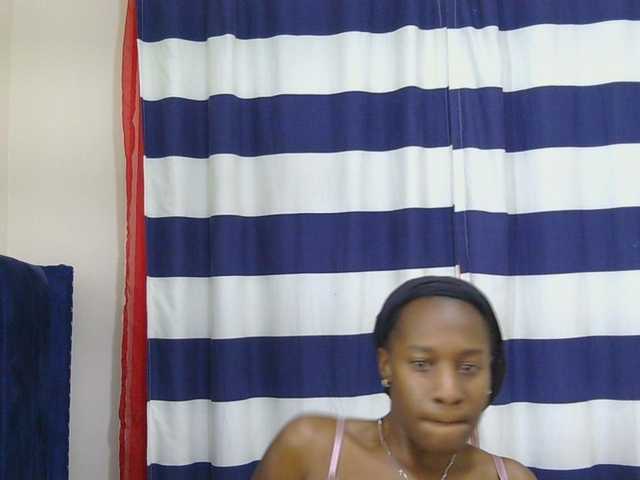 Nyangisexy1 live cam on BongaCams