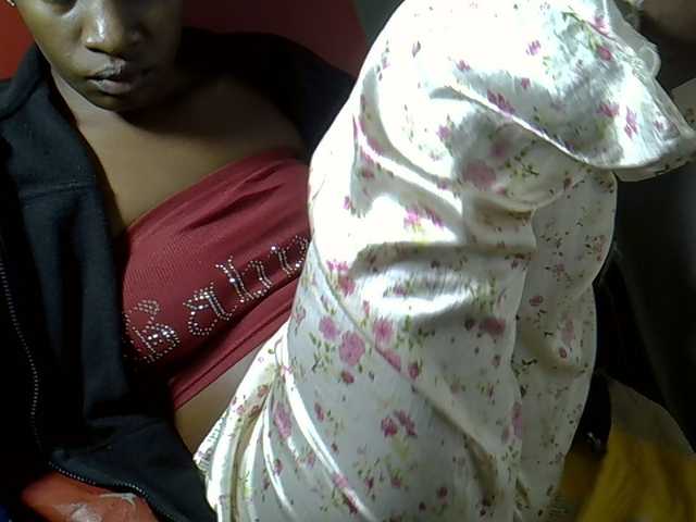 Nyangisexy1 live cam on BongaCams