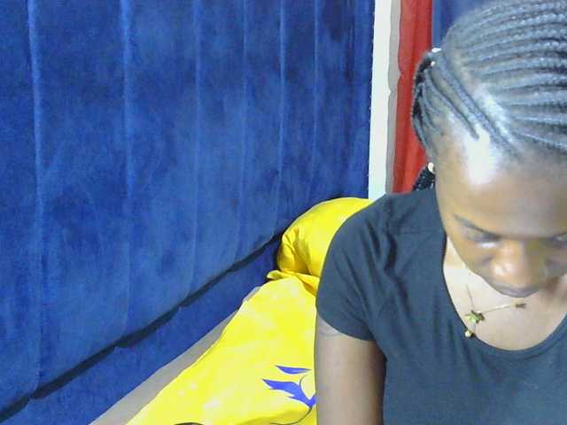 Nyangisexy1 live cam on BongaCams