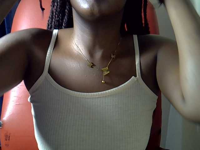 Nyangisexy1 live cam on BongaCams