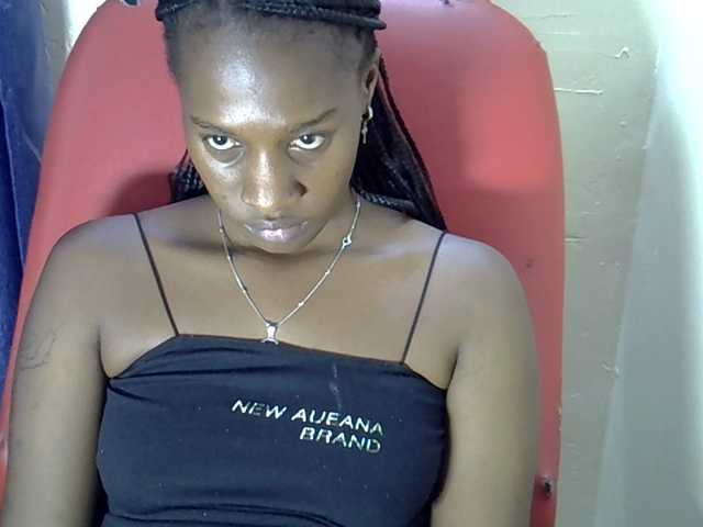 Nyangisexy1 live cam on BongaCams