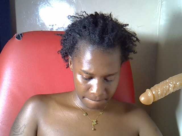 Nyangisexy1 live cam on BongaCams