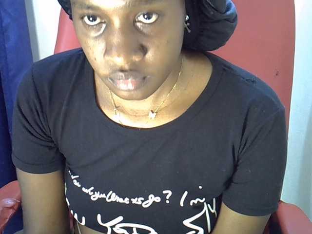 Nyangisexy1 live cam on BongaCams