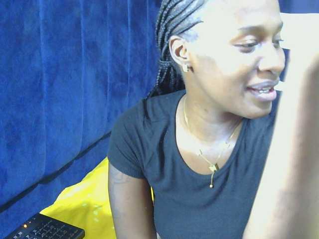 Nyangisexy1 live cam on BongaCams