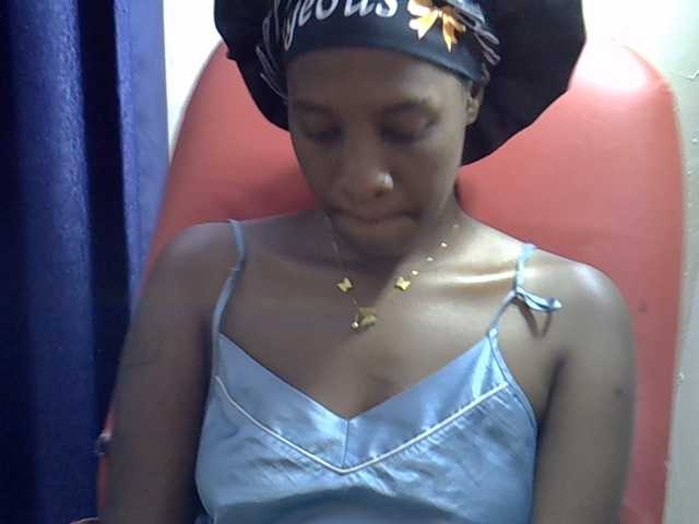 Nyangisexy1 live cam on BongaCams
