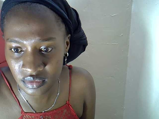 Nyangisexy1 live cam on BongaCams