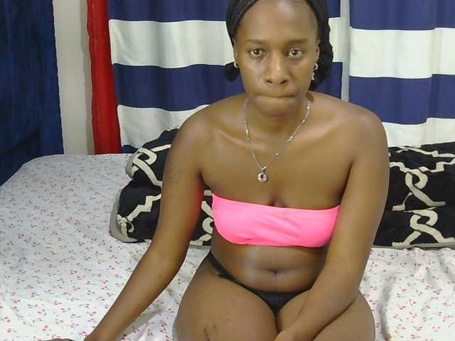 Nyangisexy1 live cam on BongaCams