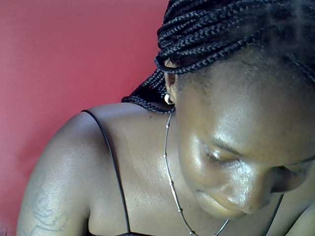 Nyangisexy1 live cam on BongaCams