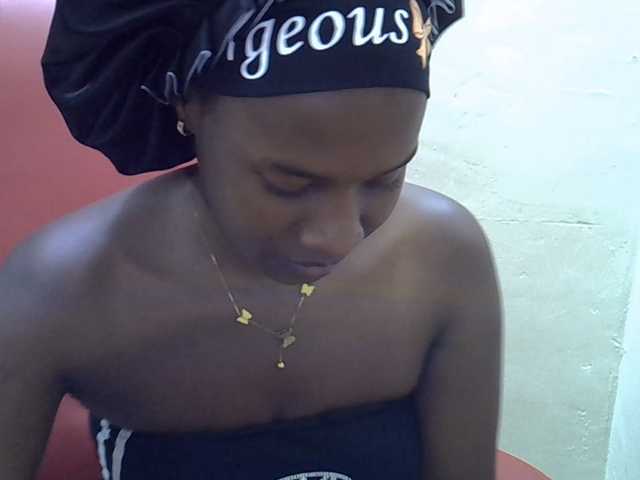 Nyangisexy1 live cam preview