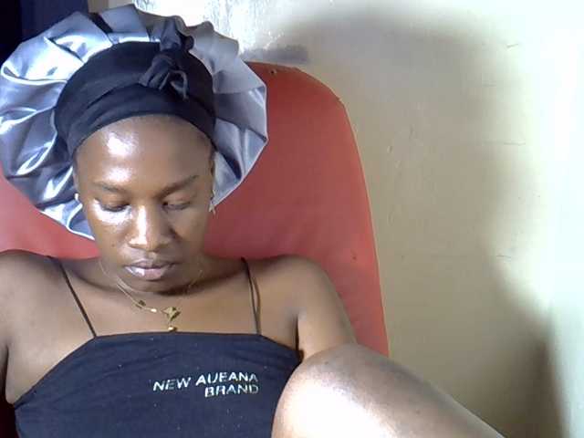 Nyangisexy1 live cam on BongaCams