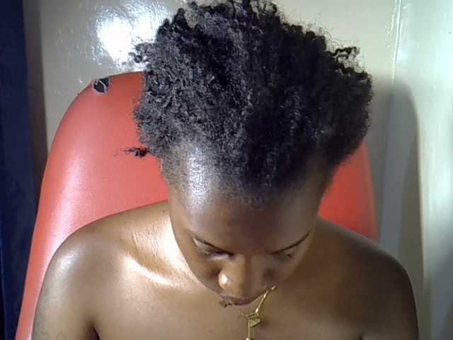 Nyangisexy1