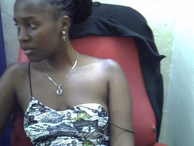 Nyangisexy1 live cam on BongaCams