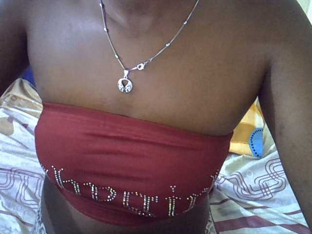 Nyangisexy1 live cam on BongaCams