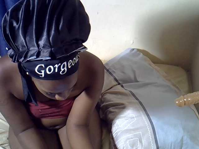 Nyangisexy1 live cam on BongaCams