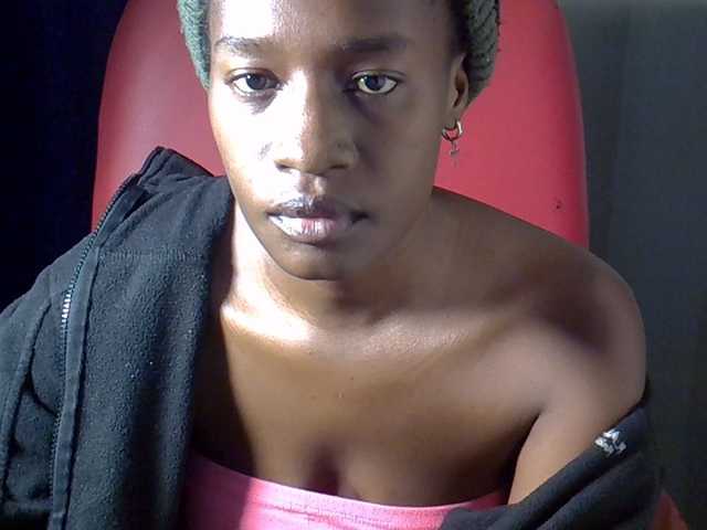 Nyangisexy1 live cam on BongaCams