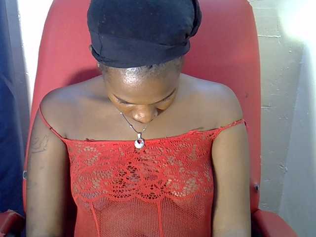 Nyangisexy1 live cam on UnifiedCams